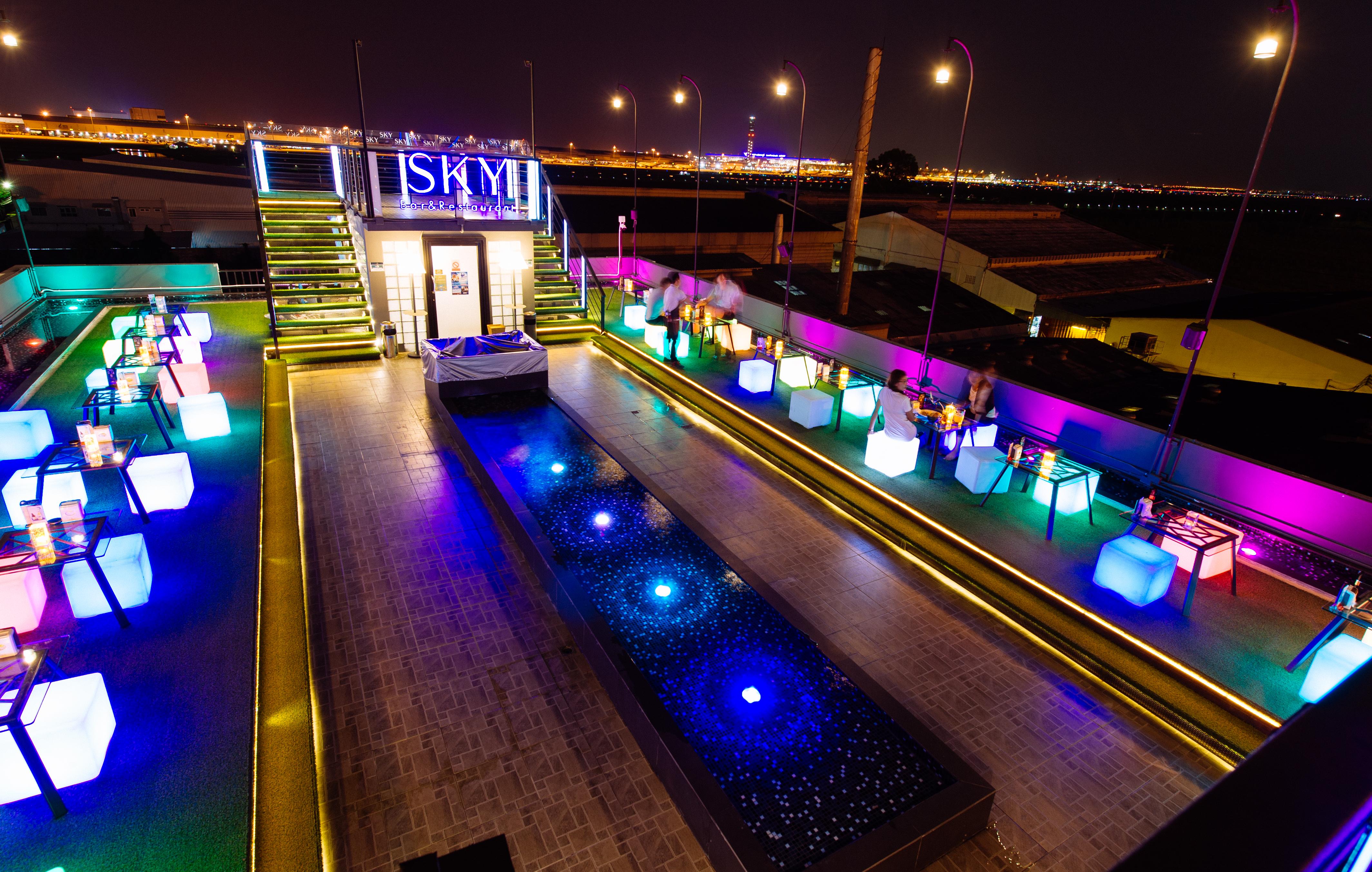 Suvarnabhumi Ville Airport Hotel Банкок Екстериор снимка