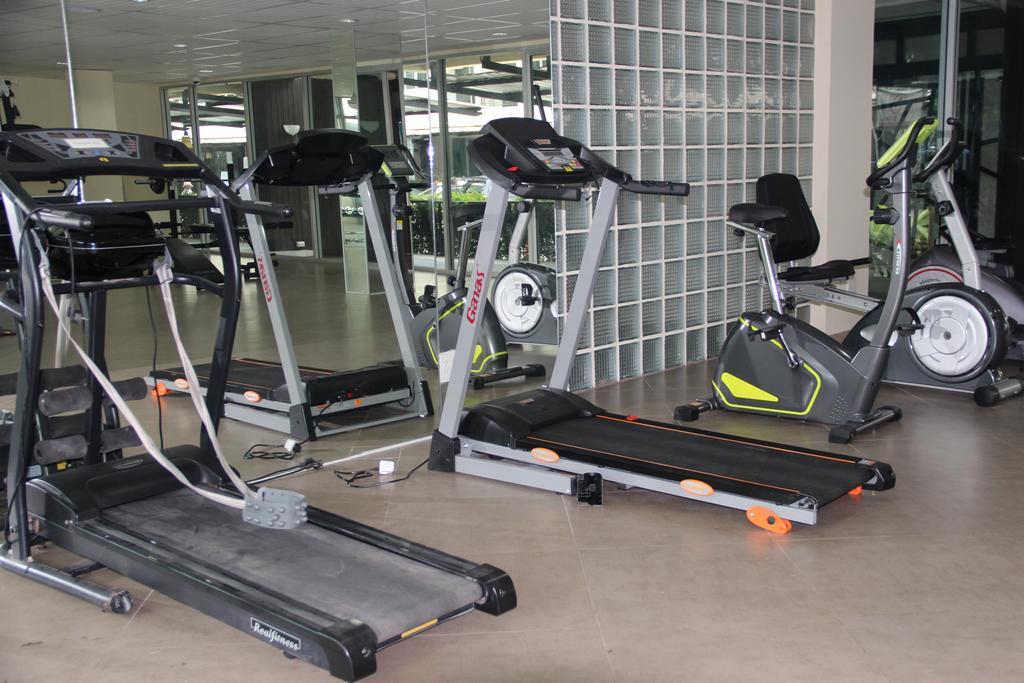 Suvarnabhumi Ville Airport Hotel Банкок Екстериор снимка