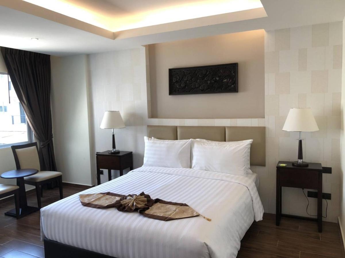 Suvarnabhumi Ville Airport Hotel Банкок Екстериор снимка